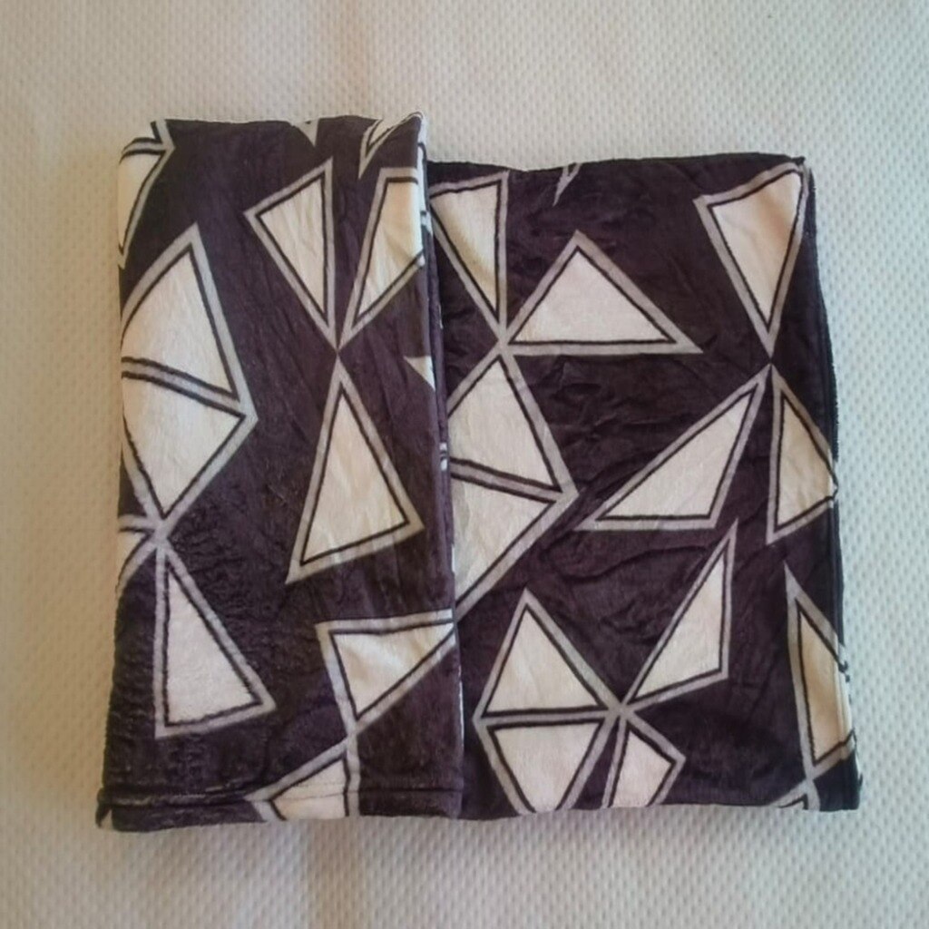 Super Soft Cozy Doube Bed Blanket 240 X 220 Cms  210 Cms