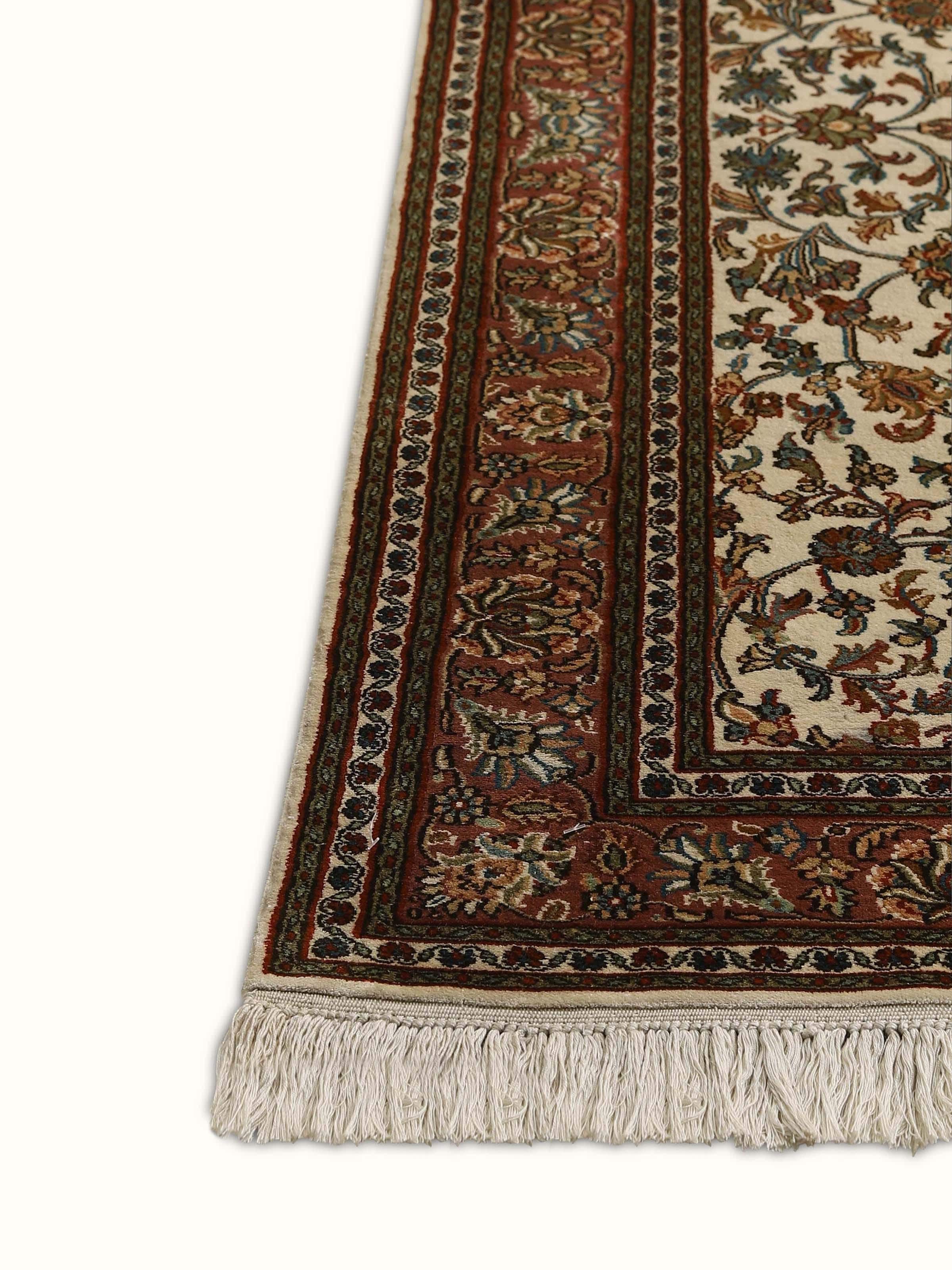 Traditional Persian Ivory Tabriz Kashmir Silk Hand-knotted Rug