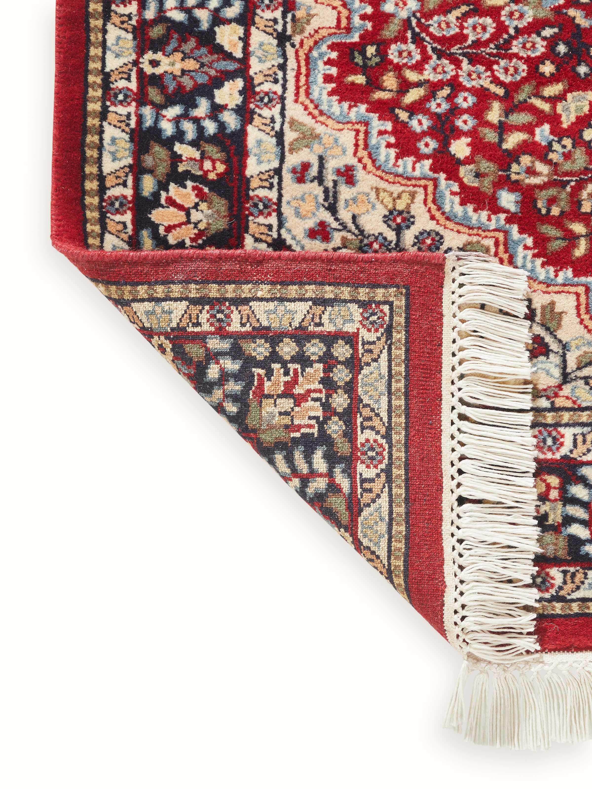 Traditional Persian Red Kashan Gwalior Wool Hand-Knotted Carpet