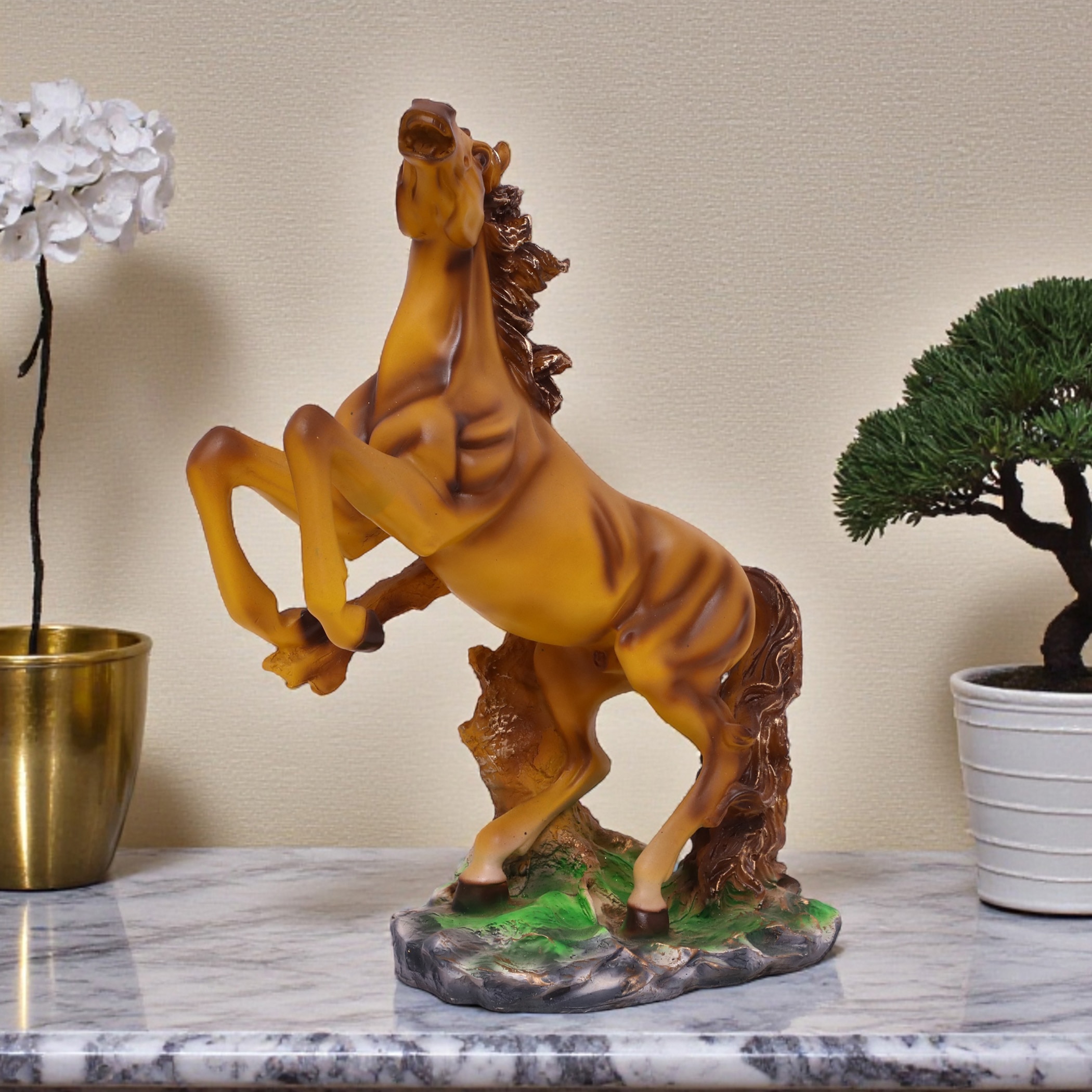 VEDAS Polyresin  Figurine in Multicolor