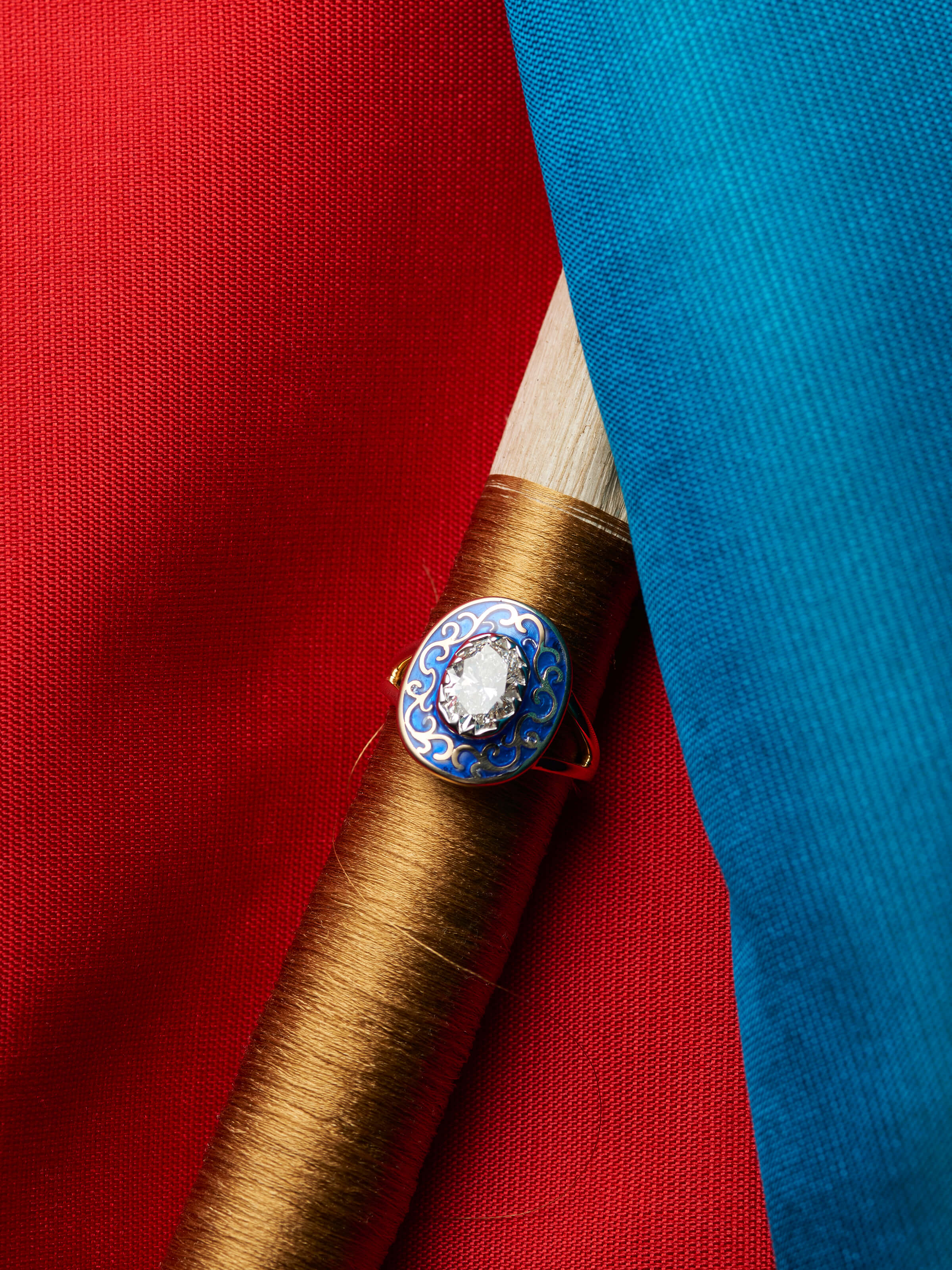 lifestyle view of jadau 14 karat gold ring