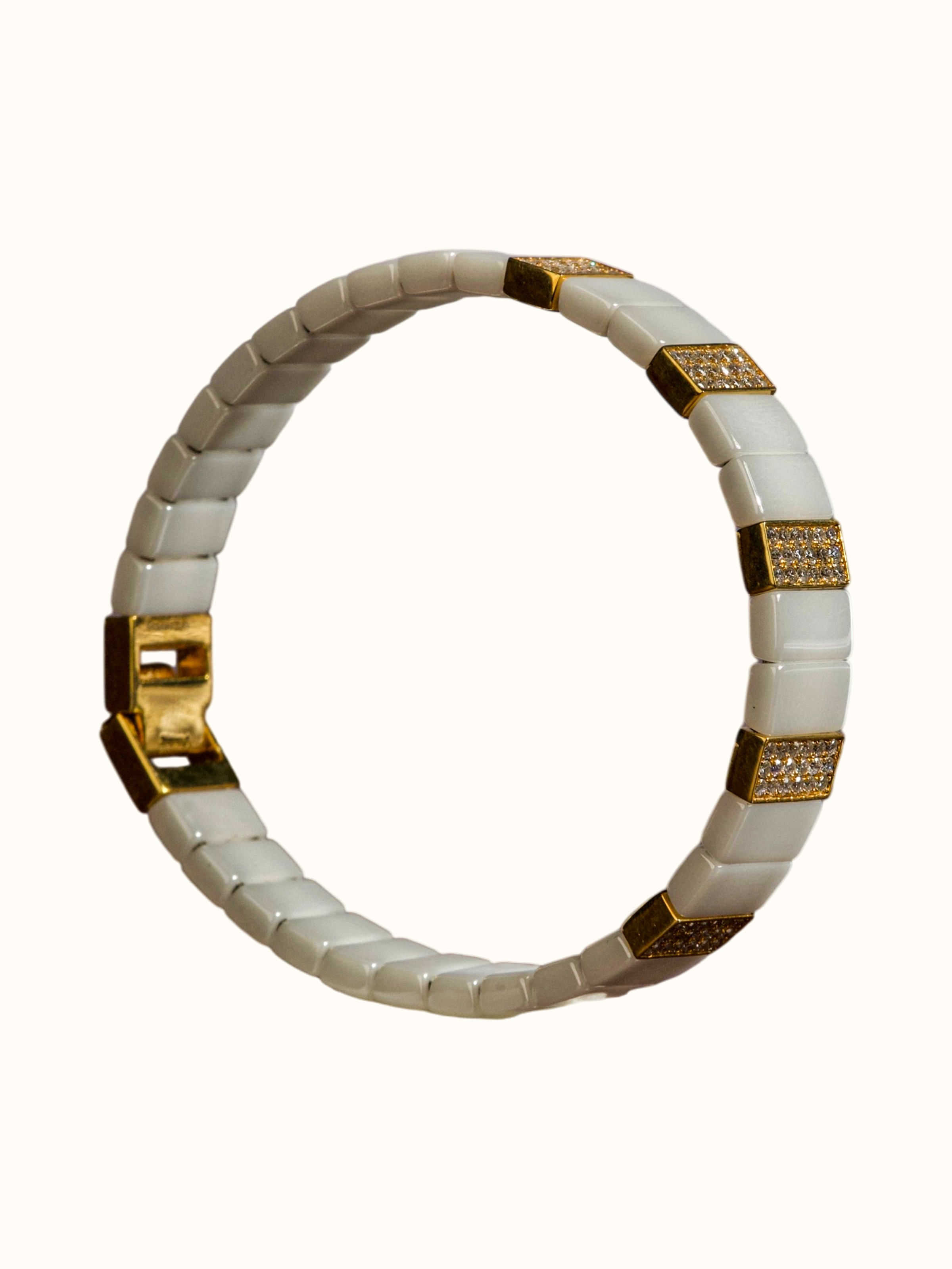 Angled view of the Open Setting Diamond 14 Karat White Gold Bracelet