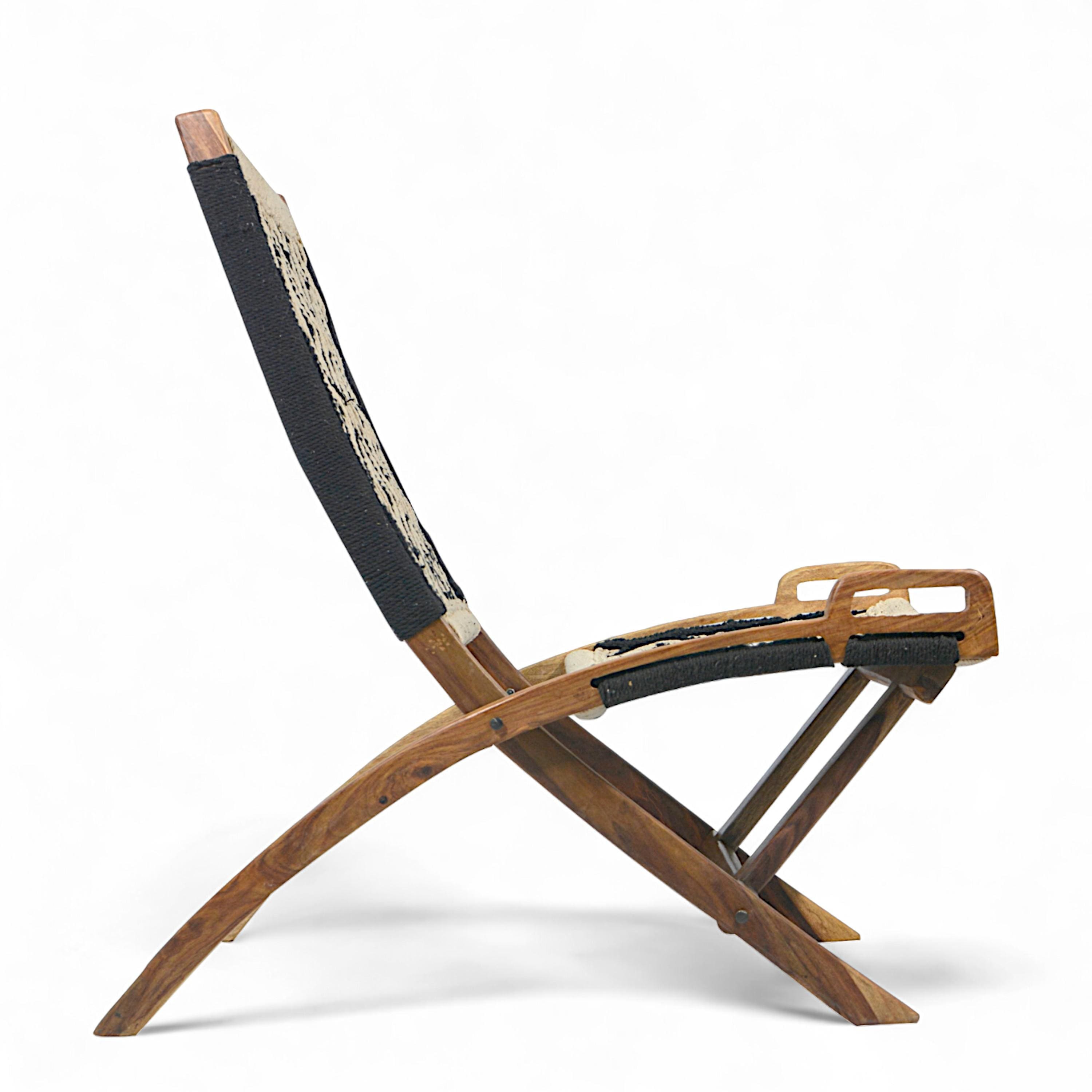 Natwest Sheesham Wood Relaxing Maachi Chair in Black & White Canning