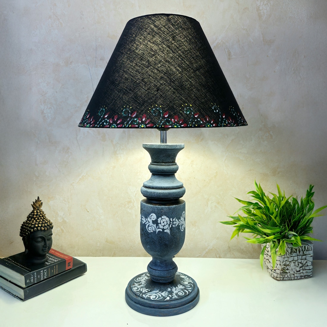 Grey Stone Finish Handpainted And Hancarved Distress Wooden Table Lamp