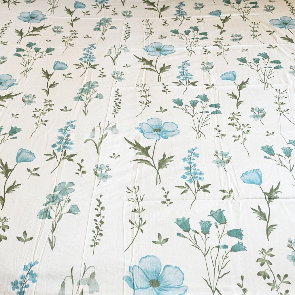 White Floral 400 TC Cotton Flat Super King Size Bedsheet With 2 Pilllow Covers From Threads