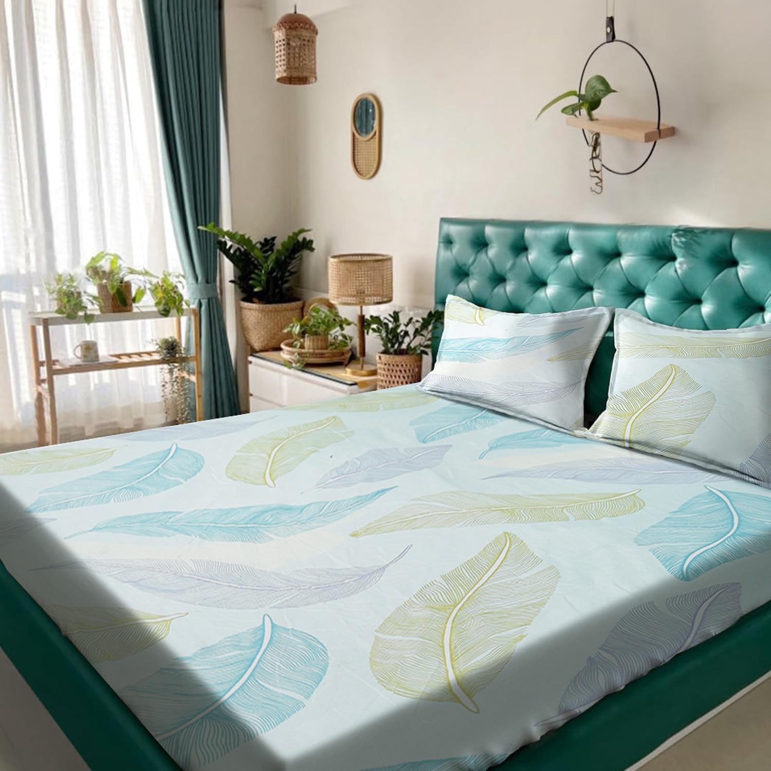 Multicolor Floral 180 TC Fitted 1 King  Bedsheet with 2 Pillow Covers