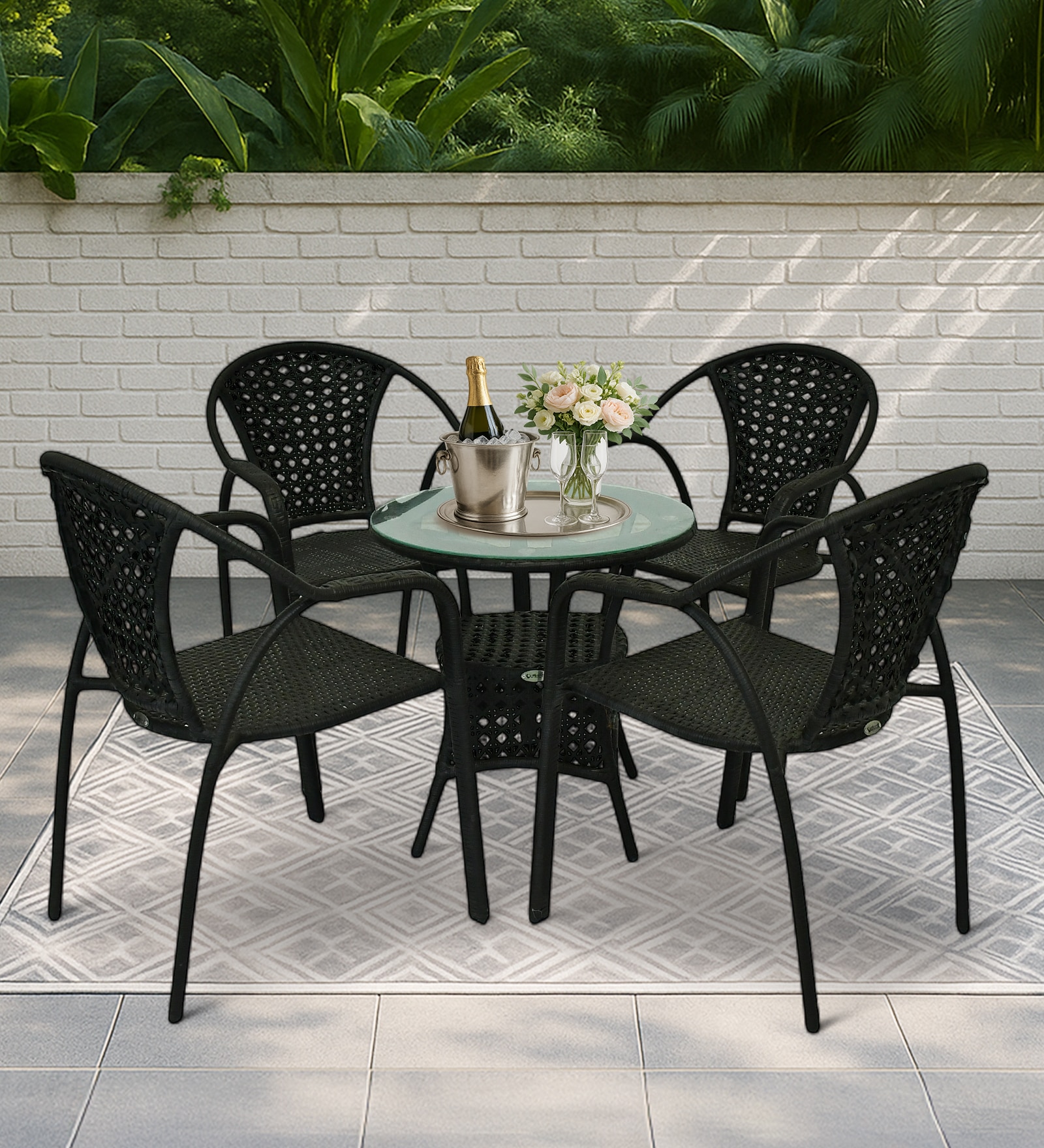 Esperance  Wicker Table And Chair Set In  Black Finish
