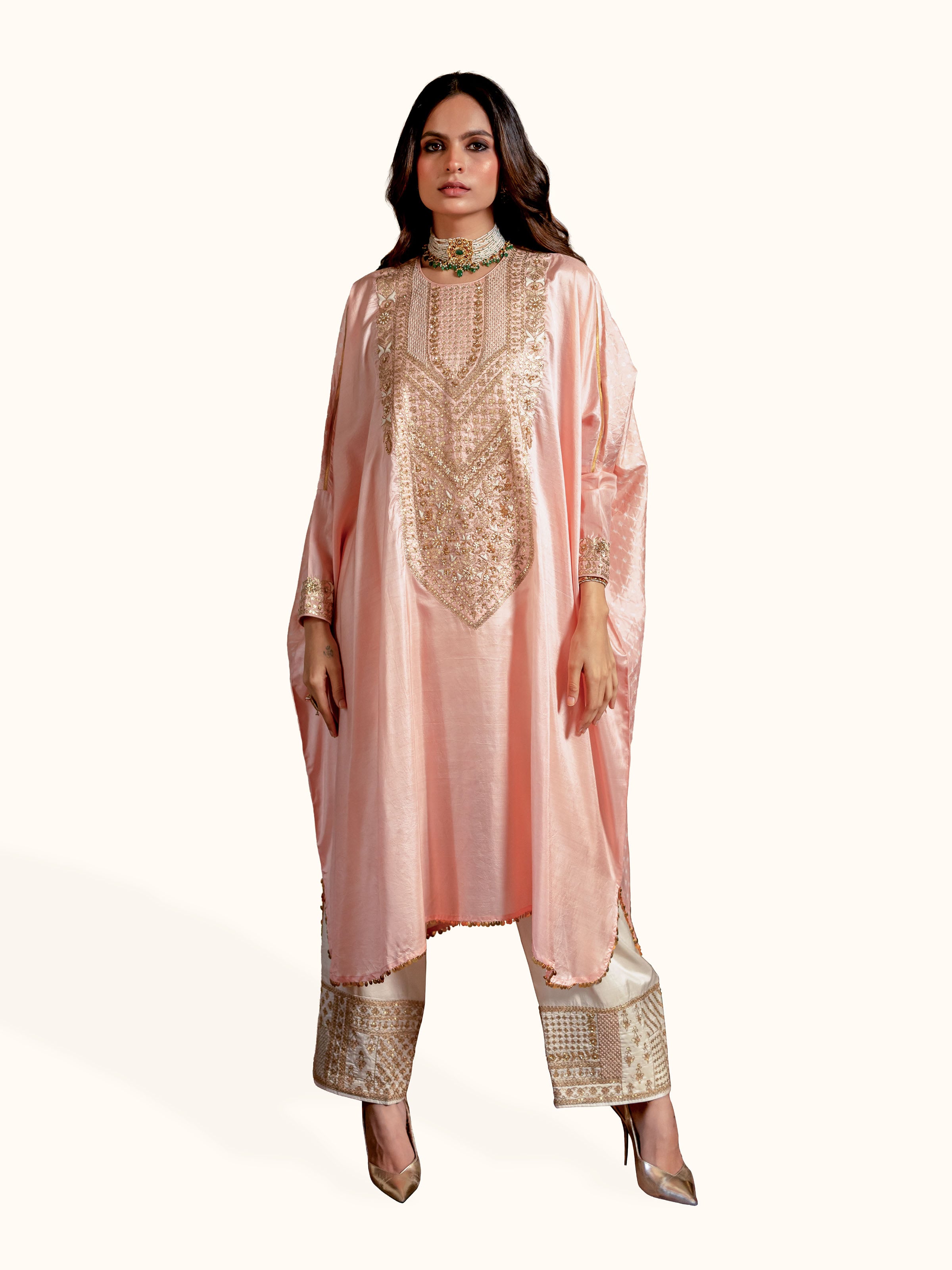 Front view of the Blush Pink Silk Hand Embroidered Bandhani Kurta Set (2 Pcs)