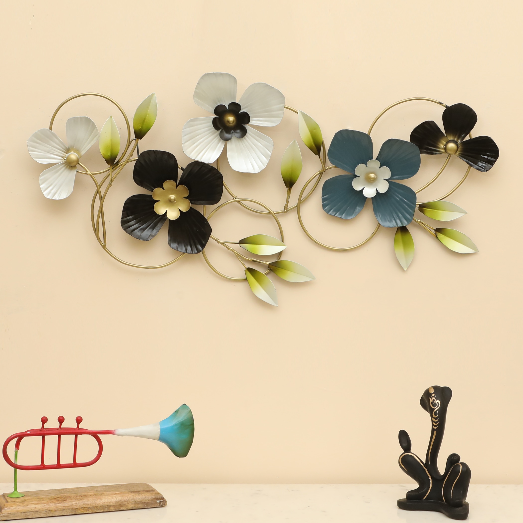 W-Remy Abstract Metal Wall Decor in Multicolor Set of 1