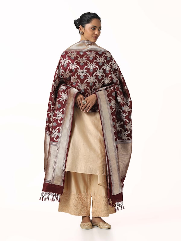 Wine Banarasi Silk Kadwa Jangla Handwoven Dupatta