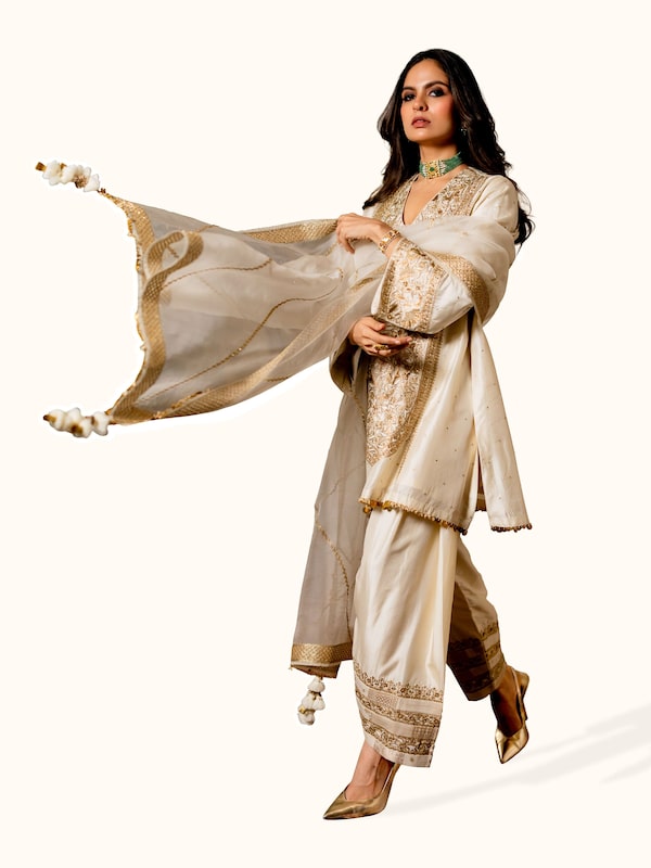 Off-white Silk Leheriya Embroidered Organza Dupatta