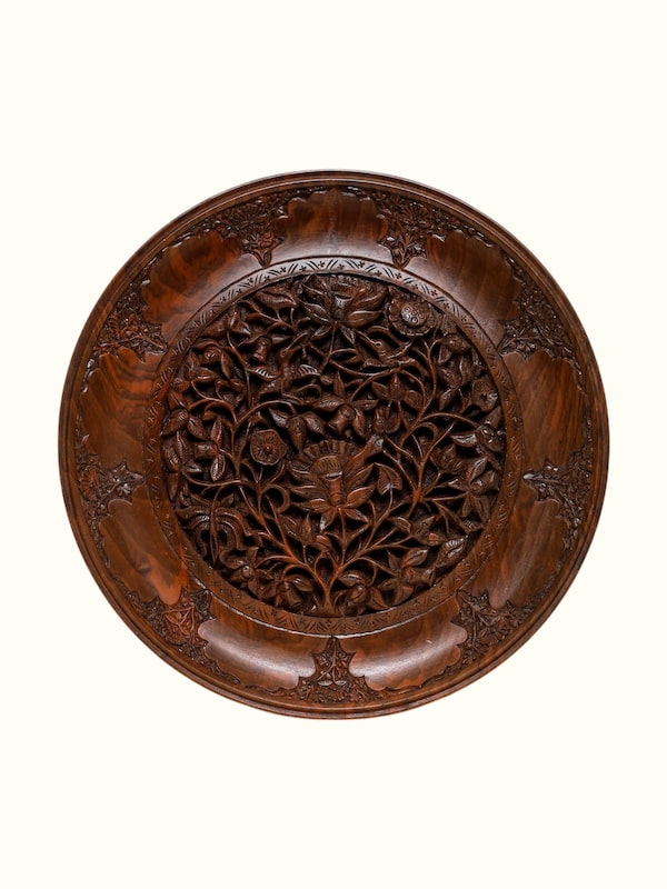 Roz e Gul Walnut Wood Display Plate