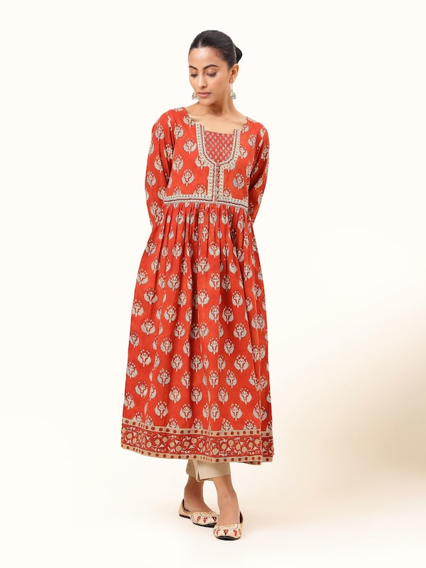 Red Cotton Bagru Block Printed Kurta with Neckline Detail