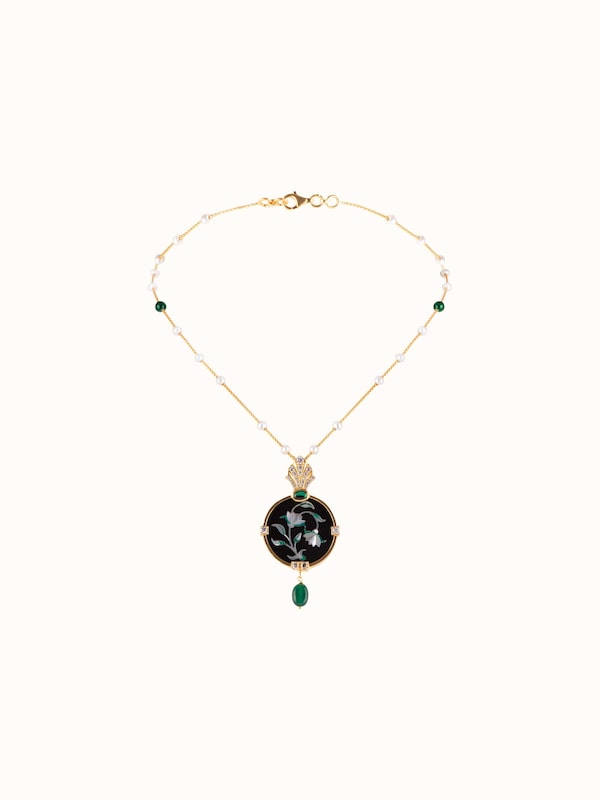 Parchinkari Silver Pendant & Chain