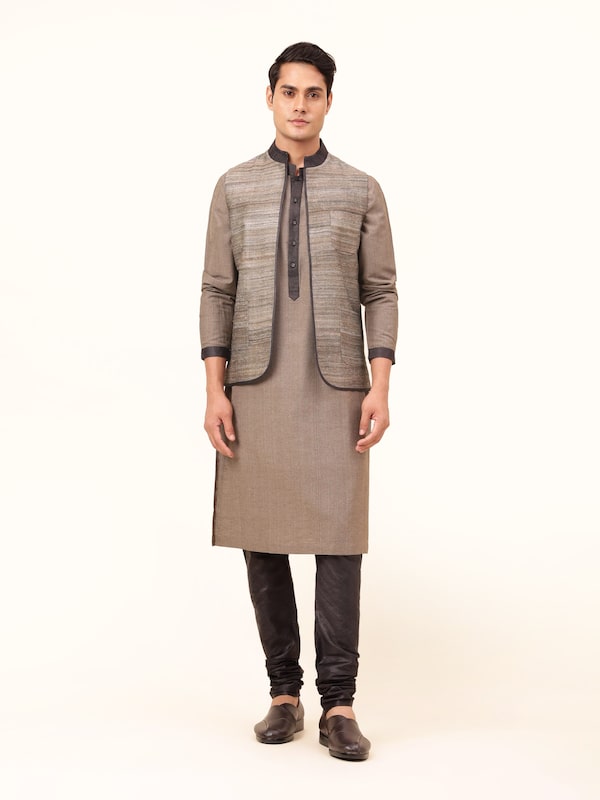 Light Grey Tussar Silk Sleeveless Jacket with Front Opening