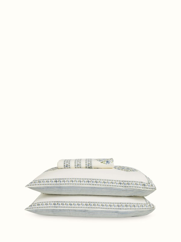 Aarunya Blue Buta Cotton Sanganeri Hand Block Print Queen-size Bedsheet Set