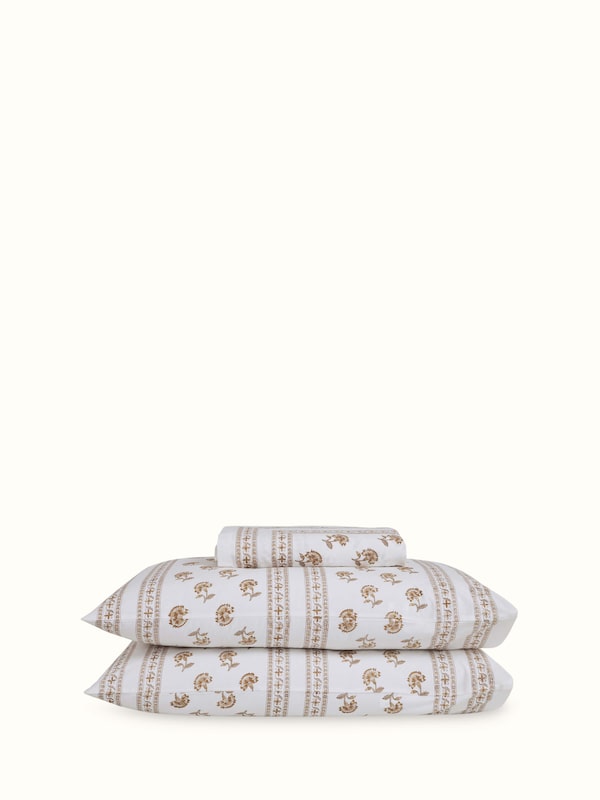 Aarunya Beige Buti Cotton Sanganeri Hand Block Print King-size Bedsheet Set
