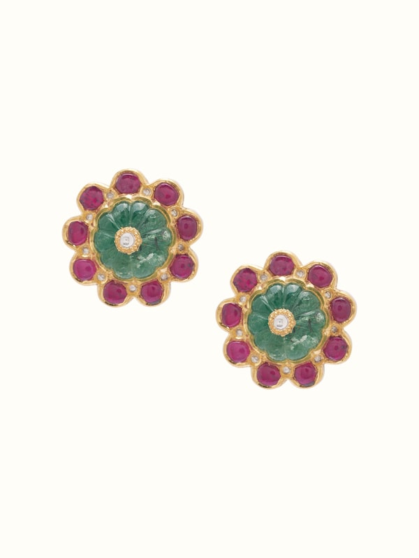 Jadau 18 Karat Gold Studs