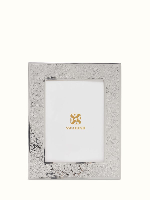 Silver-plated Paisley Rectangular Photo Frame (11 X 9 Inches)