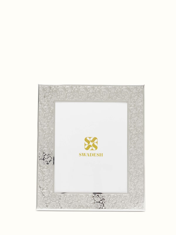Silver-plated Paisley Rectangular Photo Frame (15 X 13 Inches)