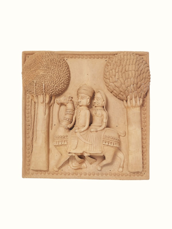 Terracotta Clay Dhola Maru Sculpture