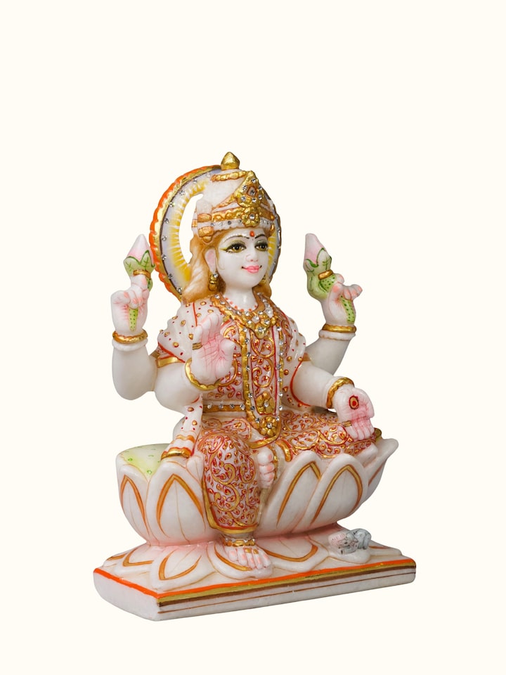 Detail view of the Marble Carved Lakshmi Idol