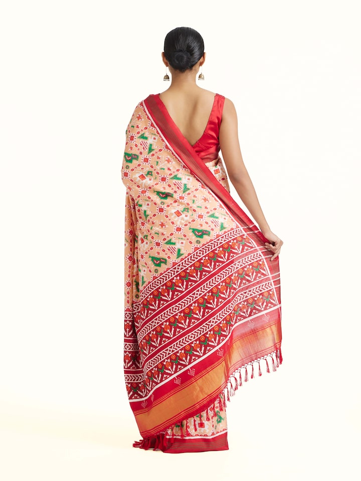 Back view of the Pink Patan Patola Saree