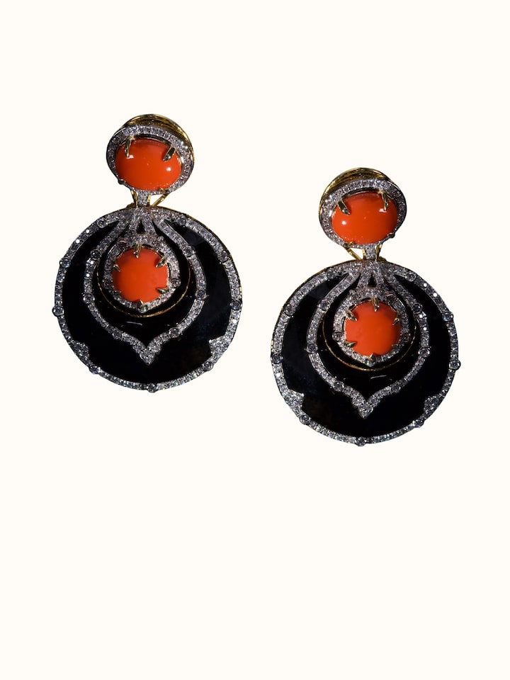 Front view of the Silver Smithing Drop Earrings