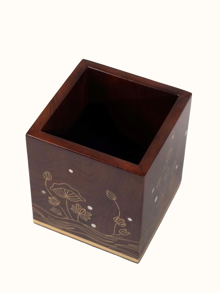 Detail view of Kamal Tarkashi Teak Wood Tooth Brush Holder highlighting the handcrafted detailing and finish