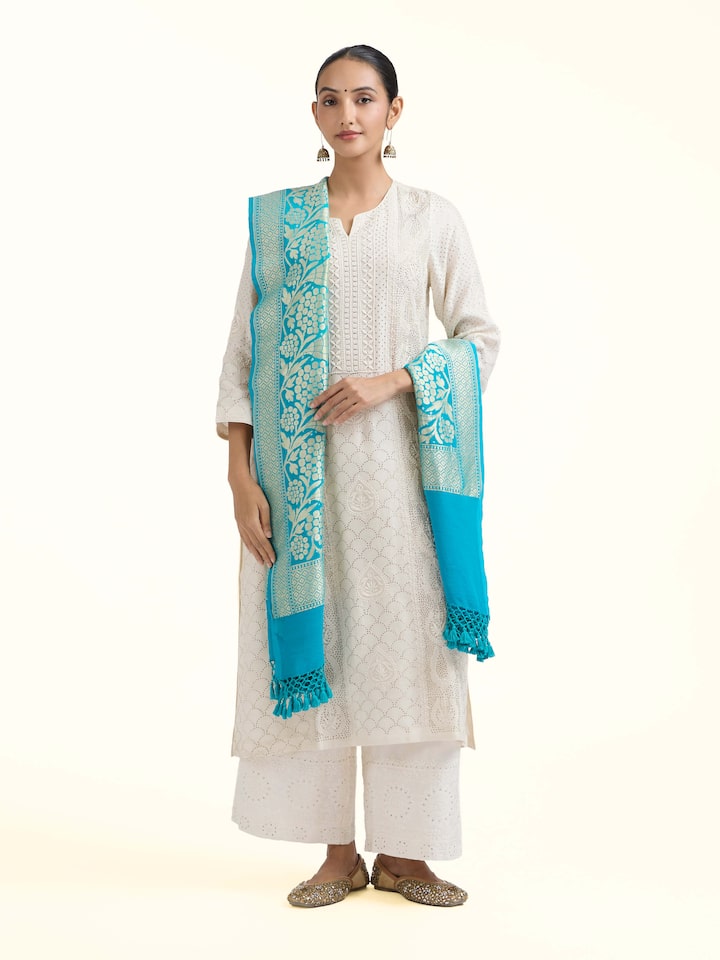 Front view of Turquoise Bandhani Tie & Dye Dupatta showcasing its traditional craftsmanship and design