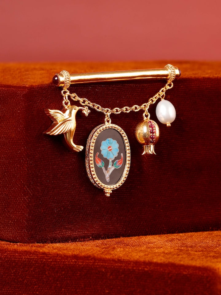 Lifestyle view of Parchinkari Silver Brooch Pin