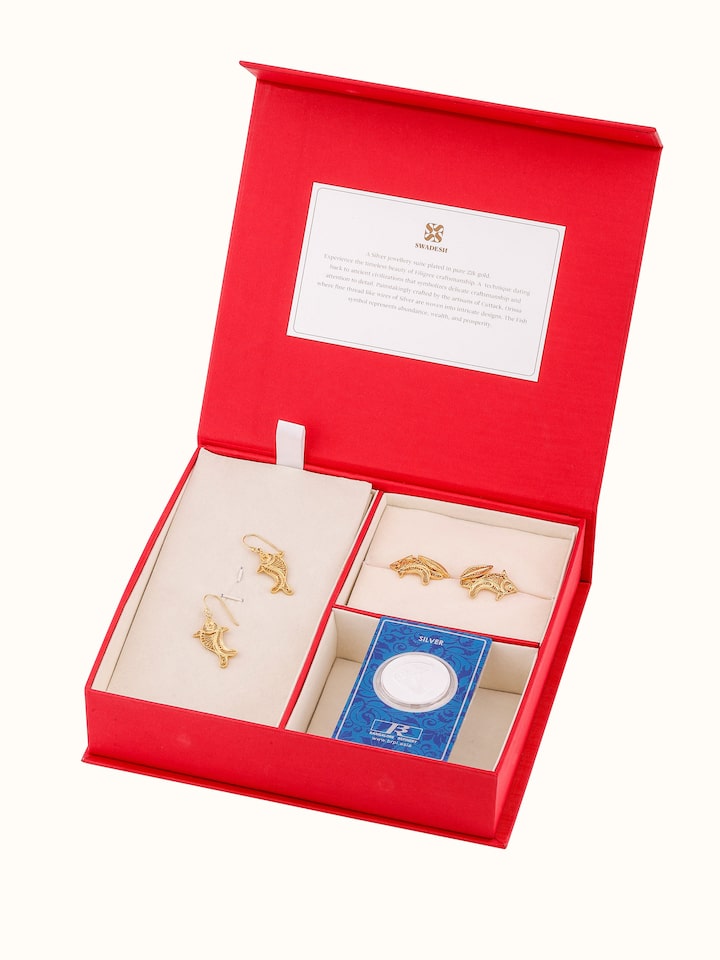 Front view of silver filigree silver his hers gift box