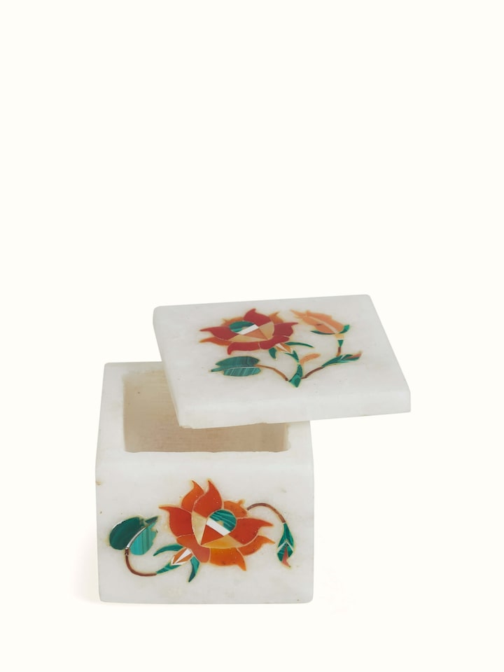 Top view of Pacchikari Marble Trinklet Box