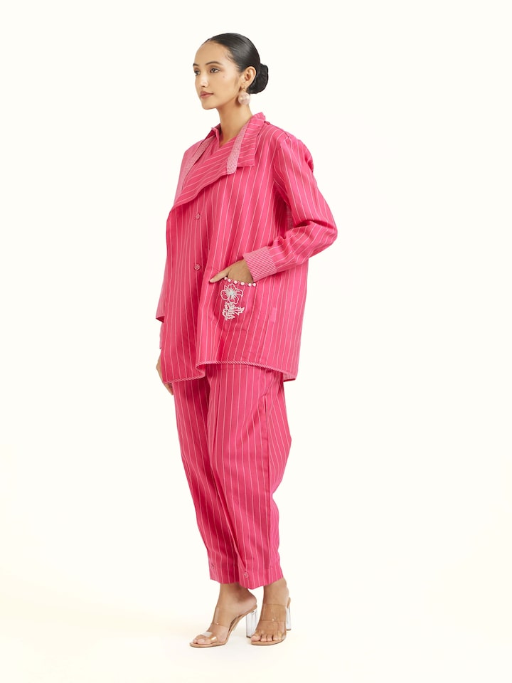 Side view of Pink Bengal Handloom 3 Pc Set highlighting the detailed craftsmanship and elegant silhouette