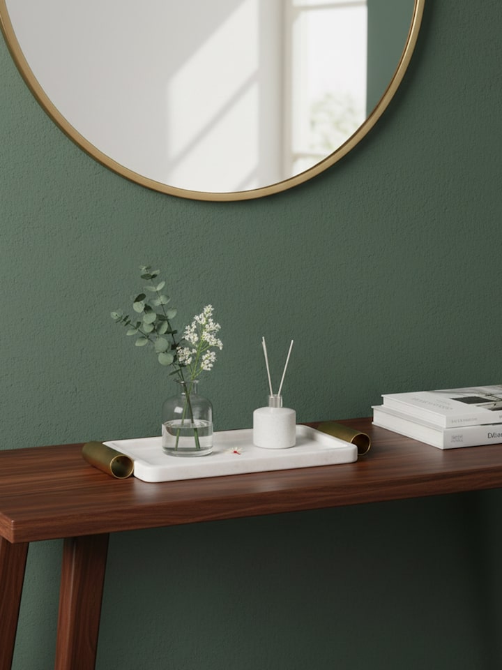 Side view of the Marble Pacchikari Small Tray