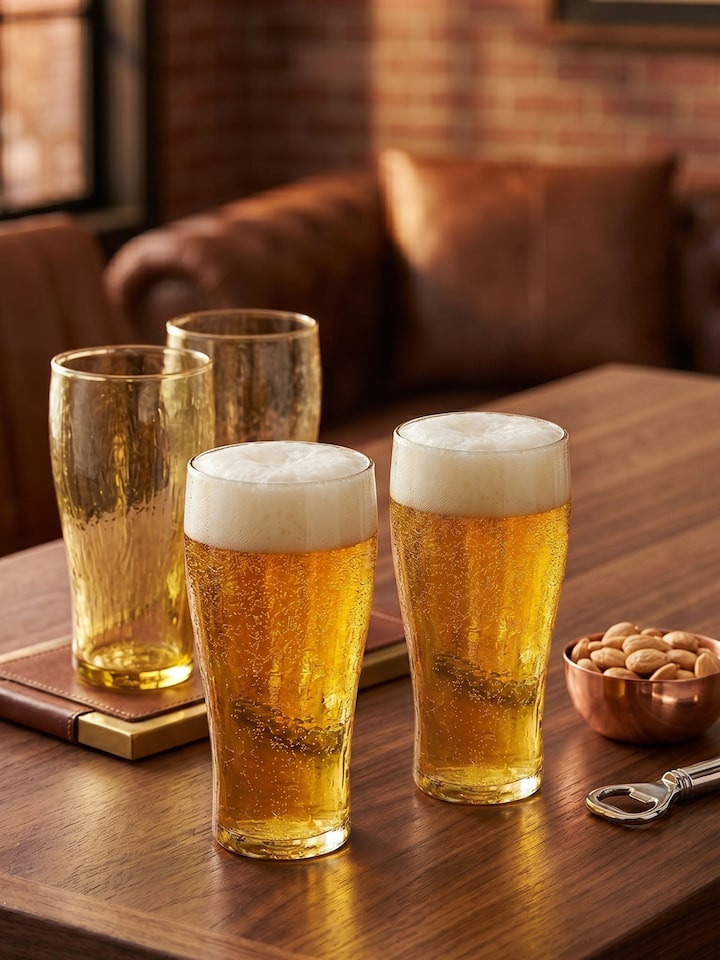 Front view of the Soda-Lime Glass-worked Beer Glasses (4 Pcs)