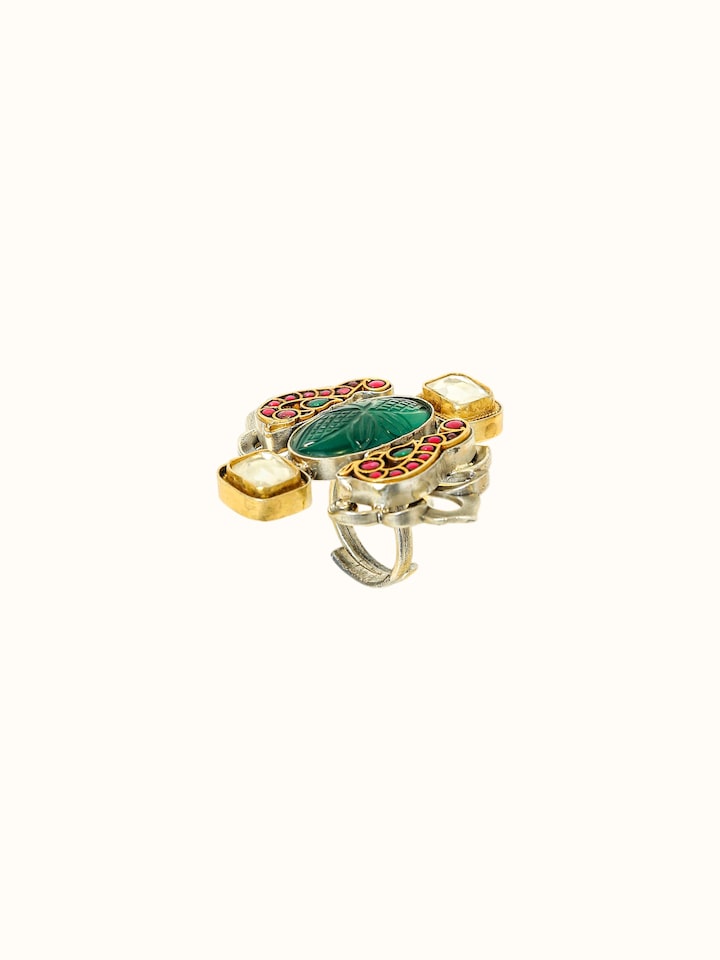 Detailed side view of the Dank Polki Two-Tone Silver Ring