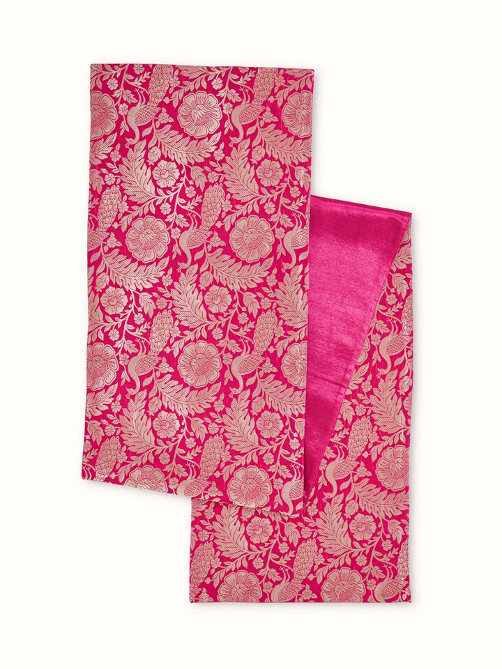 Avasa Rani Mor Jaal Silk Banarasi Brocade Handloom Table Runner