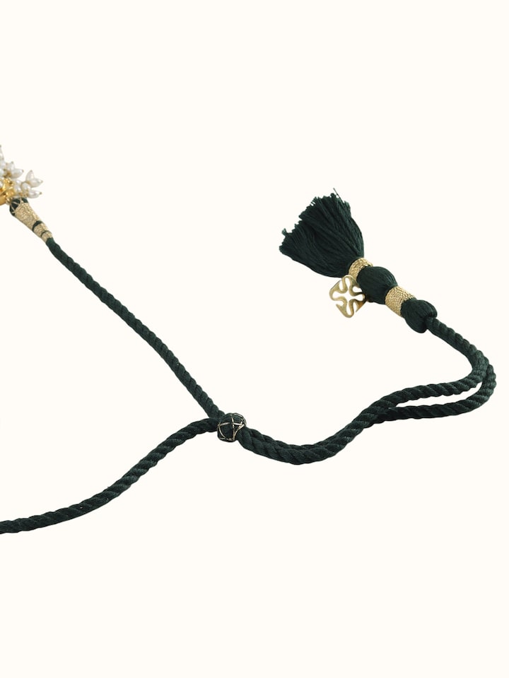 Detail shot of Guttapusalu silver long necklace