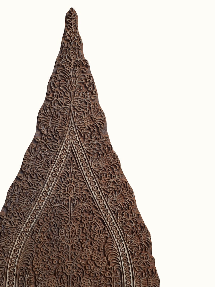 Detail shot of Sheesham Wood Carved