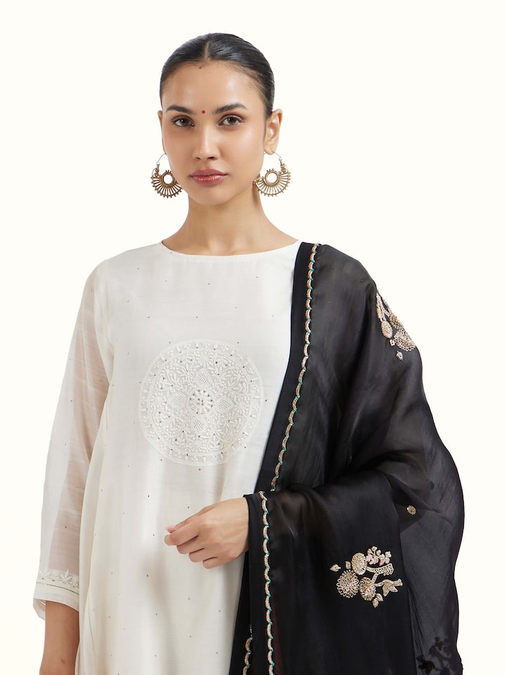 Angled view of Black Banarasi Handloom Dupatta revealing the depth of its color and intricate pattern