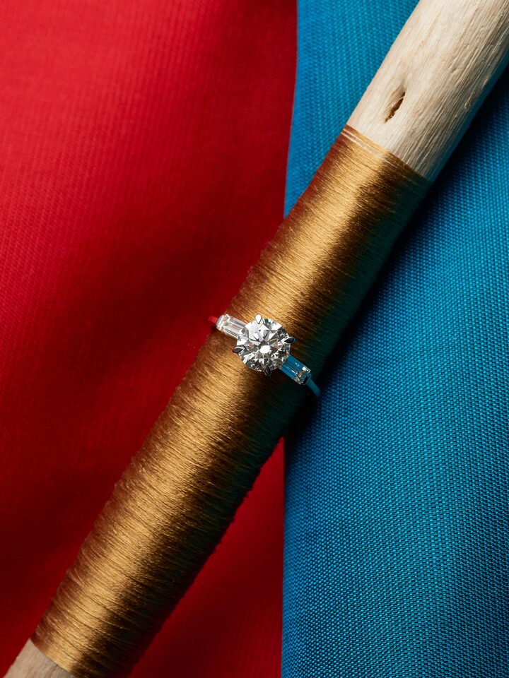 lifestyle view of open setting 14 karat gold ring