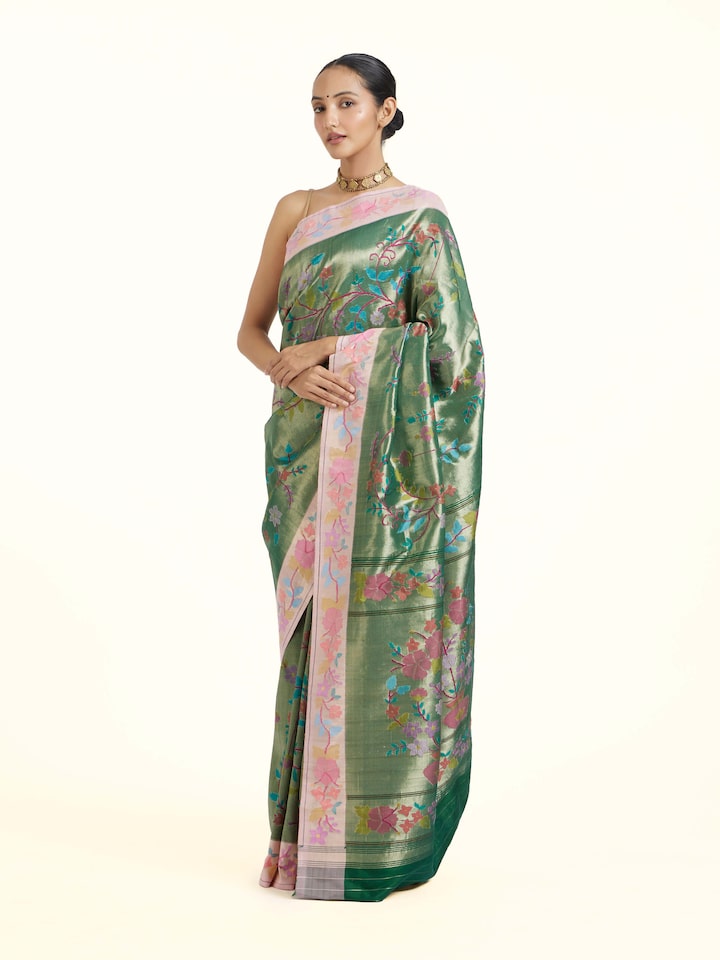 Side view of the Green Mulberry Silk Paithani Handloom Saree
