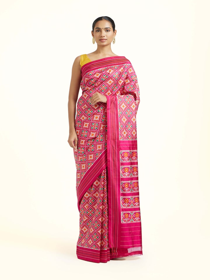 Side view of the Pink Mulberry Silk Pochampally Double Ikat Handloom Saree