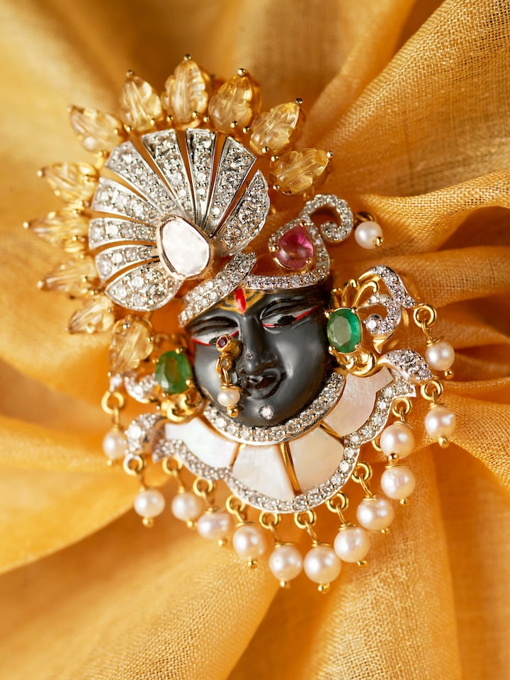 Detail view of Open Setting 14 Karat Gold Brooch highlighting the stone setting and metalwork detail