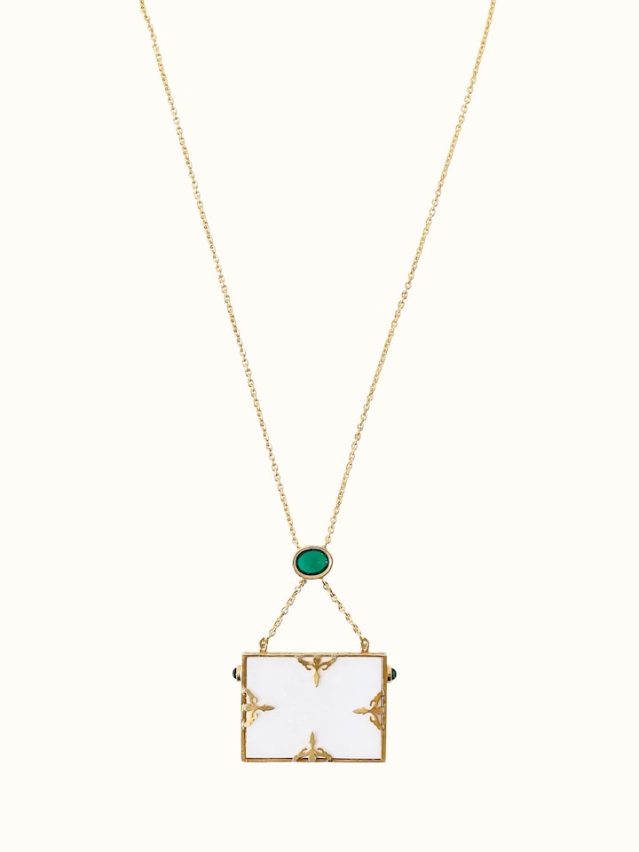 Back view of the Parchinkari Silver Pendant & Chain