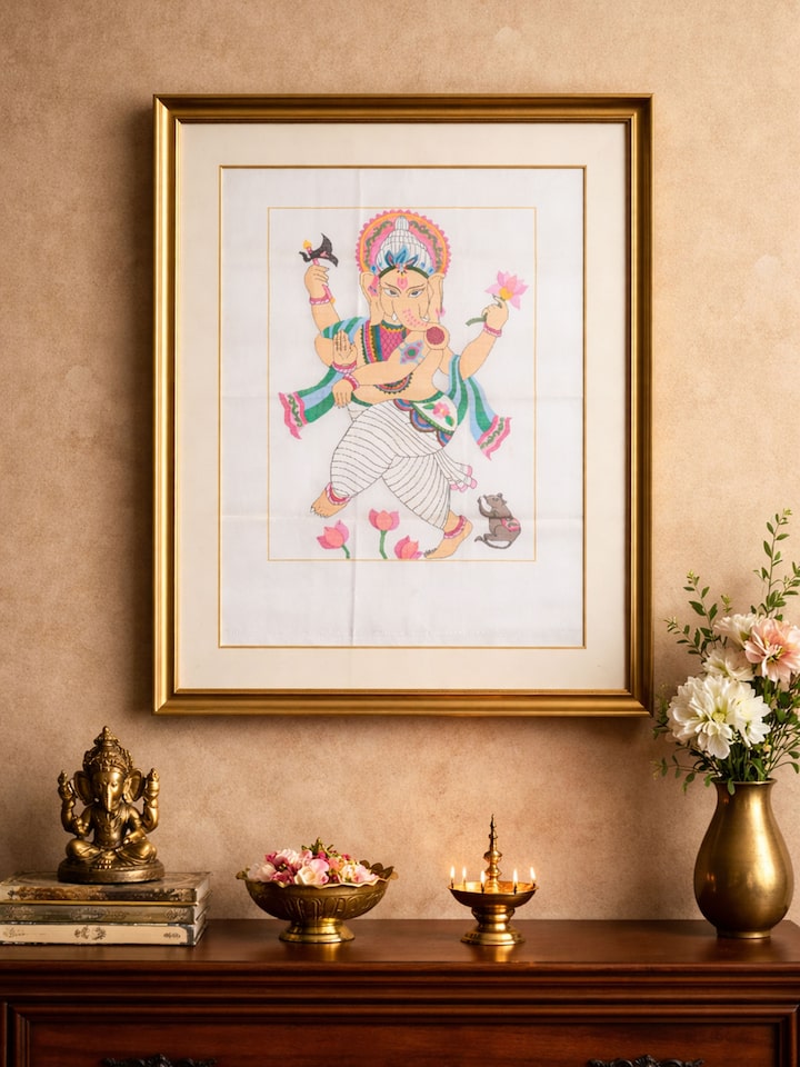 Side view of the Dancing Ganesha Jamdani Wall Hanging