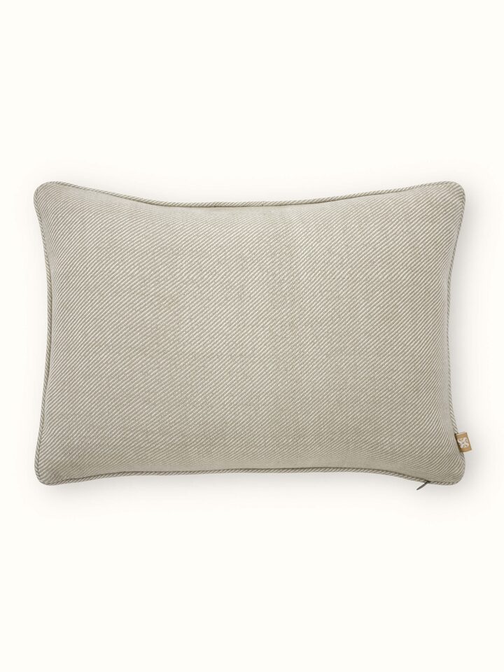 Godna Light Beige Triangle Buta Cotton Handwoven Pattu Cushion Cover