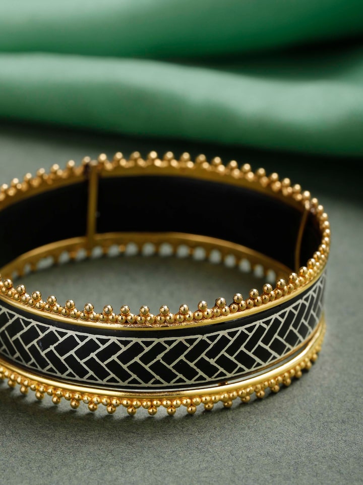 Lifestyle view of Bidri silver bangle