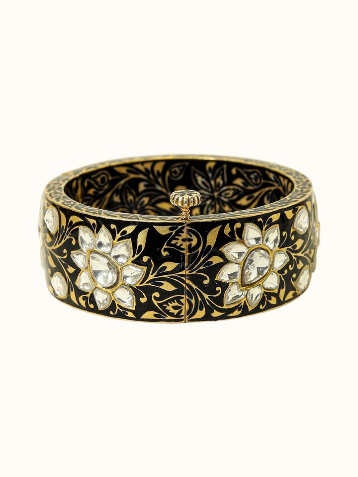 close-up view of meenakari nathdwara silver gold plated bangle detailing